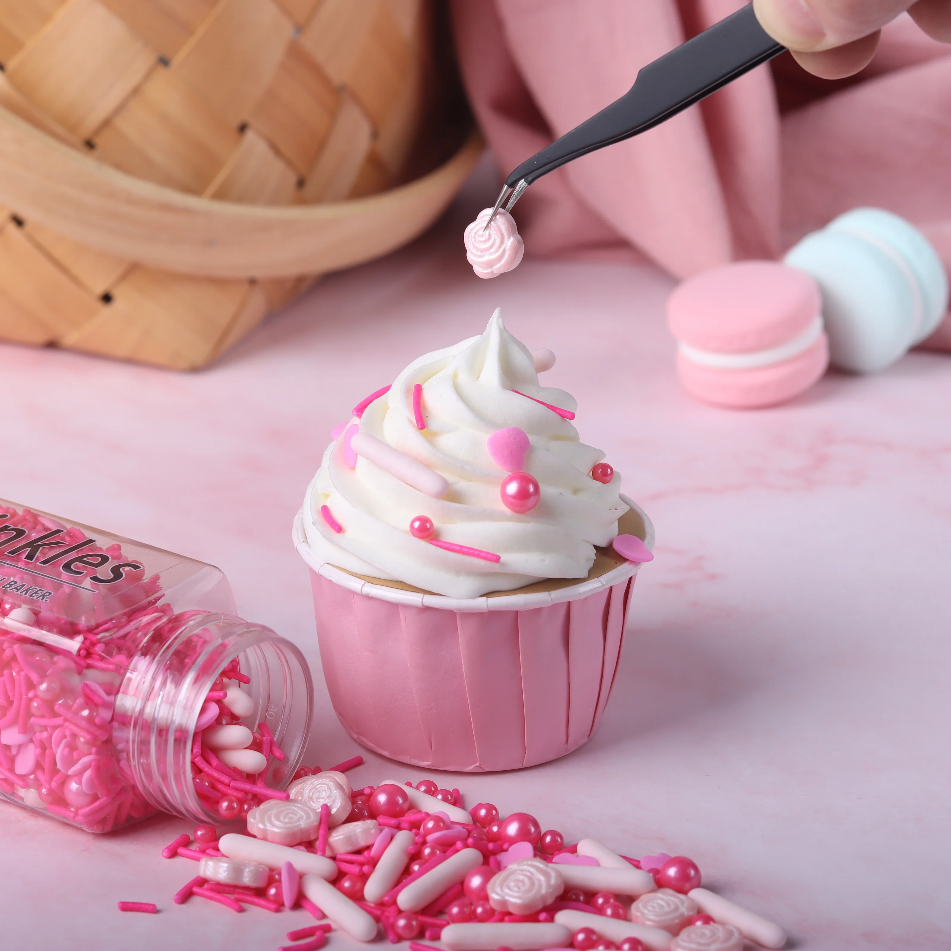 Lovebakery Valentine Cake Sprinkles Wholesale Rose Press Candy Pearly Sugar Beads Confetti Jimmies Sprinkles for Bake Decoration