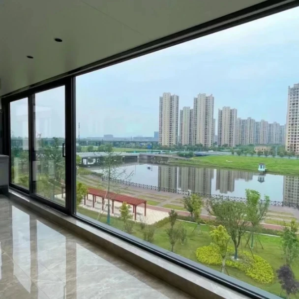 IRR92% VLT70% Factory wholesale sun block window film adhesive solar glass film