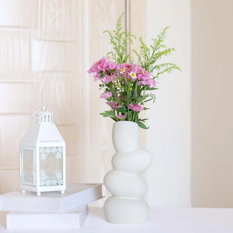 Creative Irregular Shape Non Waterproof Modern Nordic White Ceramic Flower Vase for Home Decor Living Room