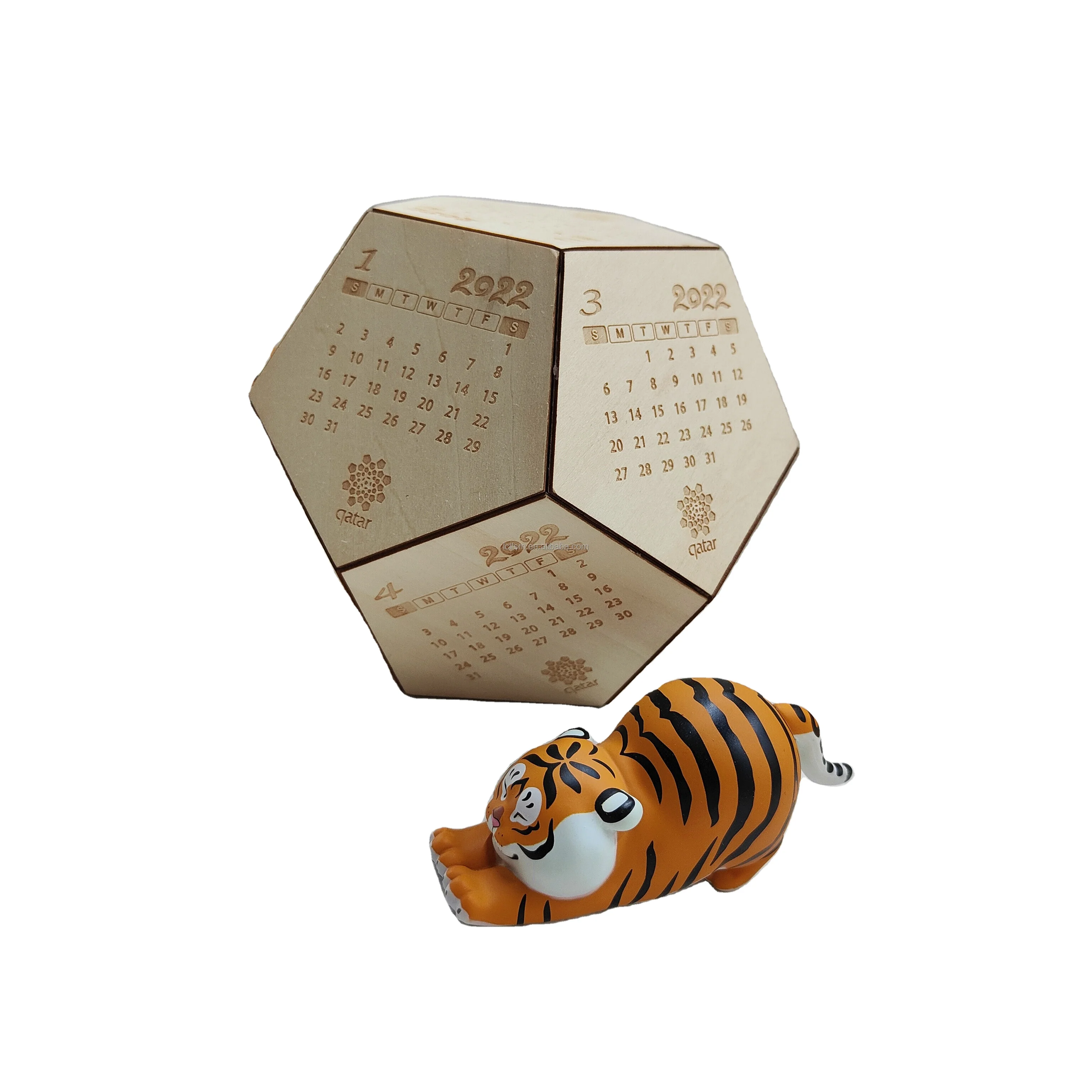 Nice and practical creative wooden calendar decoration Football modeling arbitrary combination and Mosaic