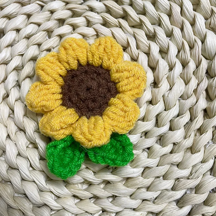 Hand-knitted Hair Flower Crochet Flower For DIY Kids Girl Hair Clip Headwear Crafts Patches Sunflower With Knitted Leaves
