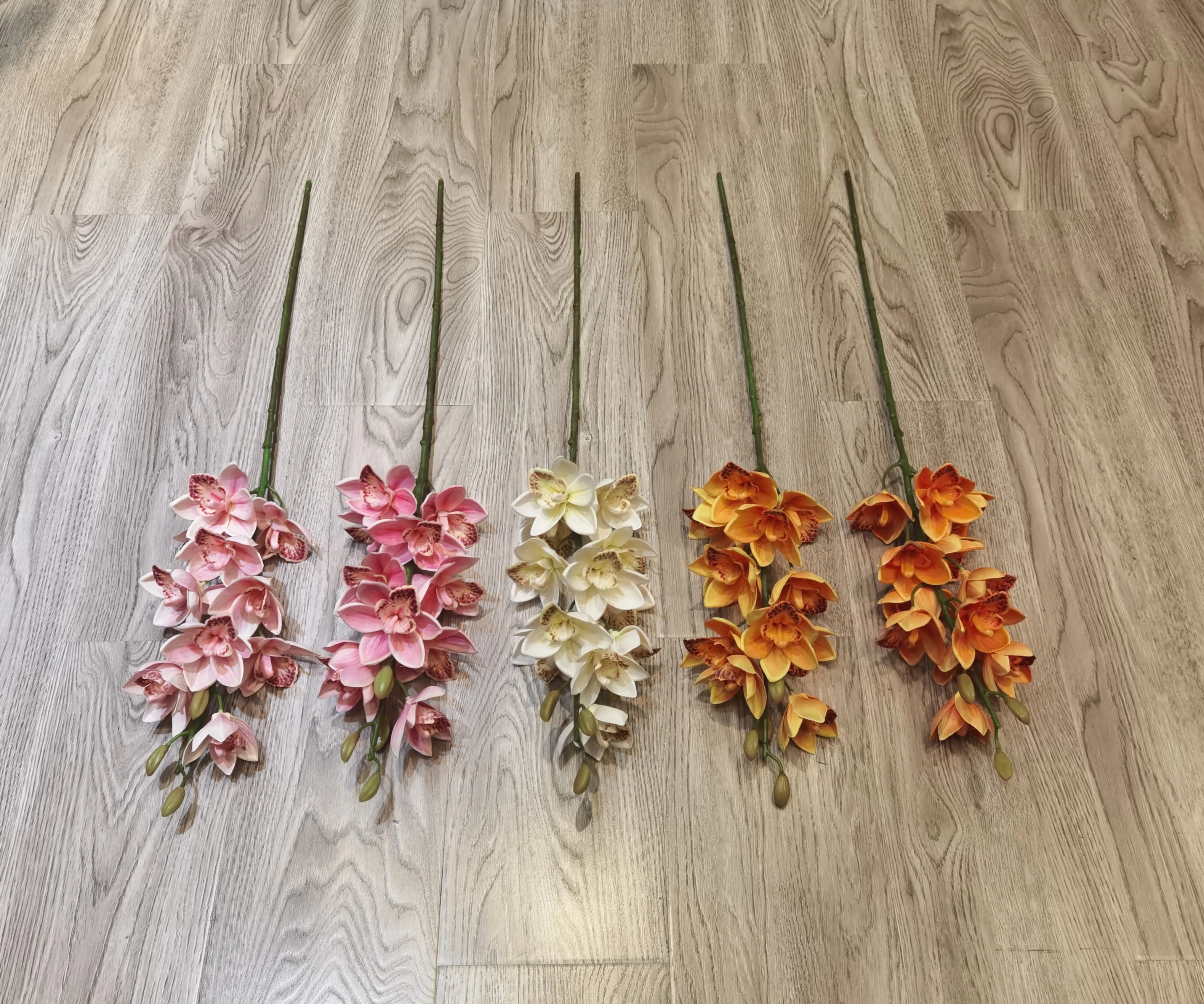 China Real Touch Flowers Orchids Wholesale Plastic Artificial Orchid Silk Flowers with Single Stem Artificial Flowers
