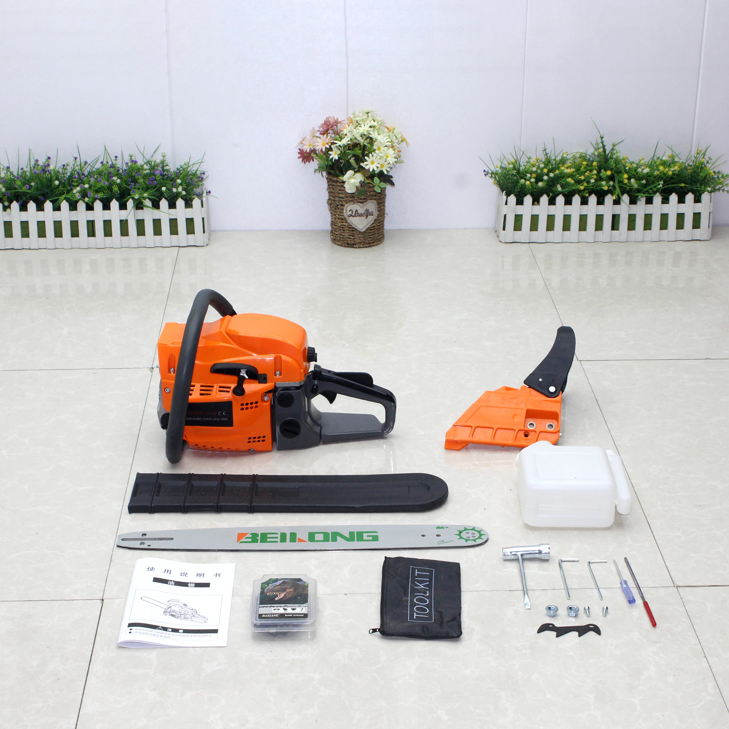 Portable chainsaw 10inch 25CC ,18inch /20inch /22inch 58CC  high quality low price cordless gasoline chainsaw
