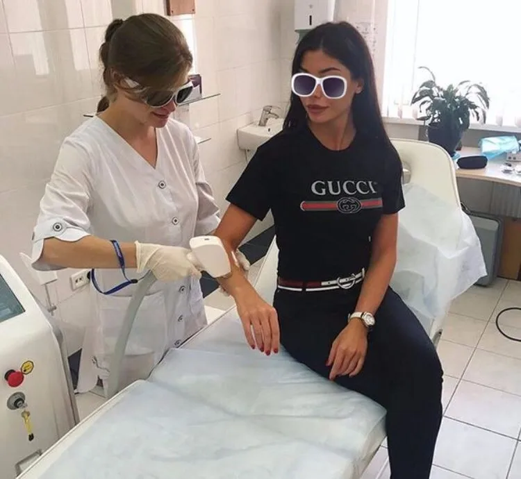 Professional Salon Equipment 3 Wavelength 755 808 1064 Diode Laser Painless Permanent Hair Removal Machine Price