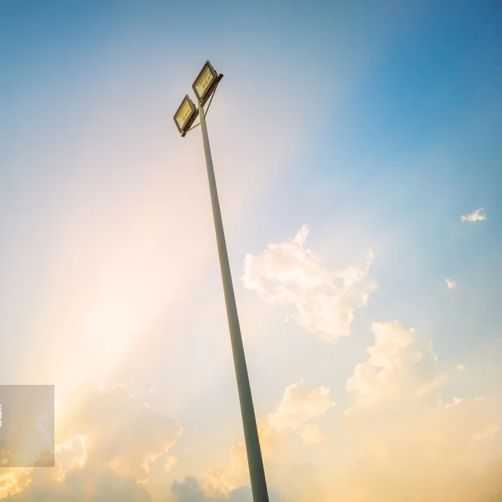 China wholesale modern 10m 11m 12m single arm road floodlight Pole for outside