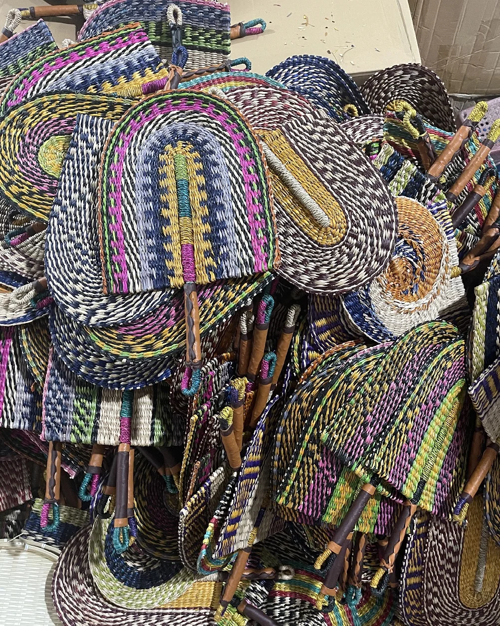 Handwoven Fan Decor For Guesthouses Wall Hanging Mounted Fan Decoration For Home Fan Eye Catching Wall Hanging With Straw