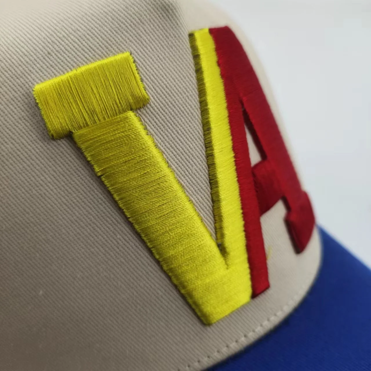 Manufacturer High Quality 3D Embroidery Two Tone Custom Logo Hat Personalized Suede UV Logo On Side 5-Panel Cotton Baseball Caps