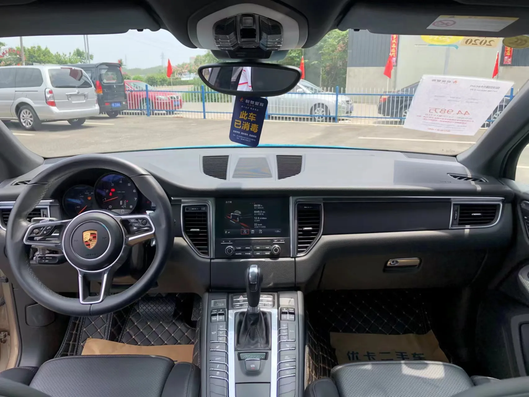 2018 Porsche macan in good condition car used