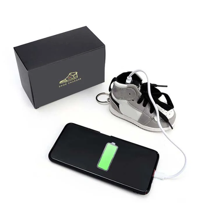 Роскошная Мода Милая обувь маленький power bank мини портативный аккумулятор кроссовки зарядное устройство