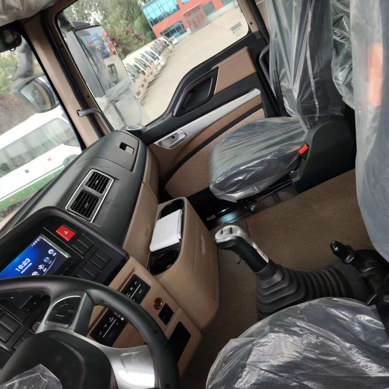 Factory Price Second-hand Used Tractor Head 6X4 6X2 6X6 High Quality for Sell