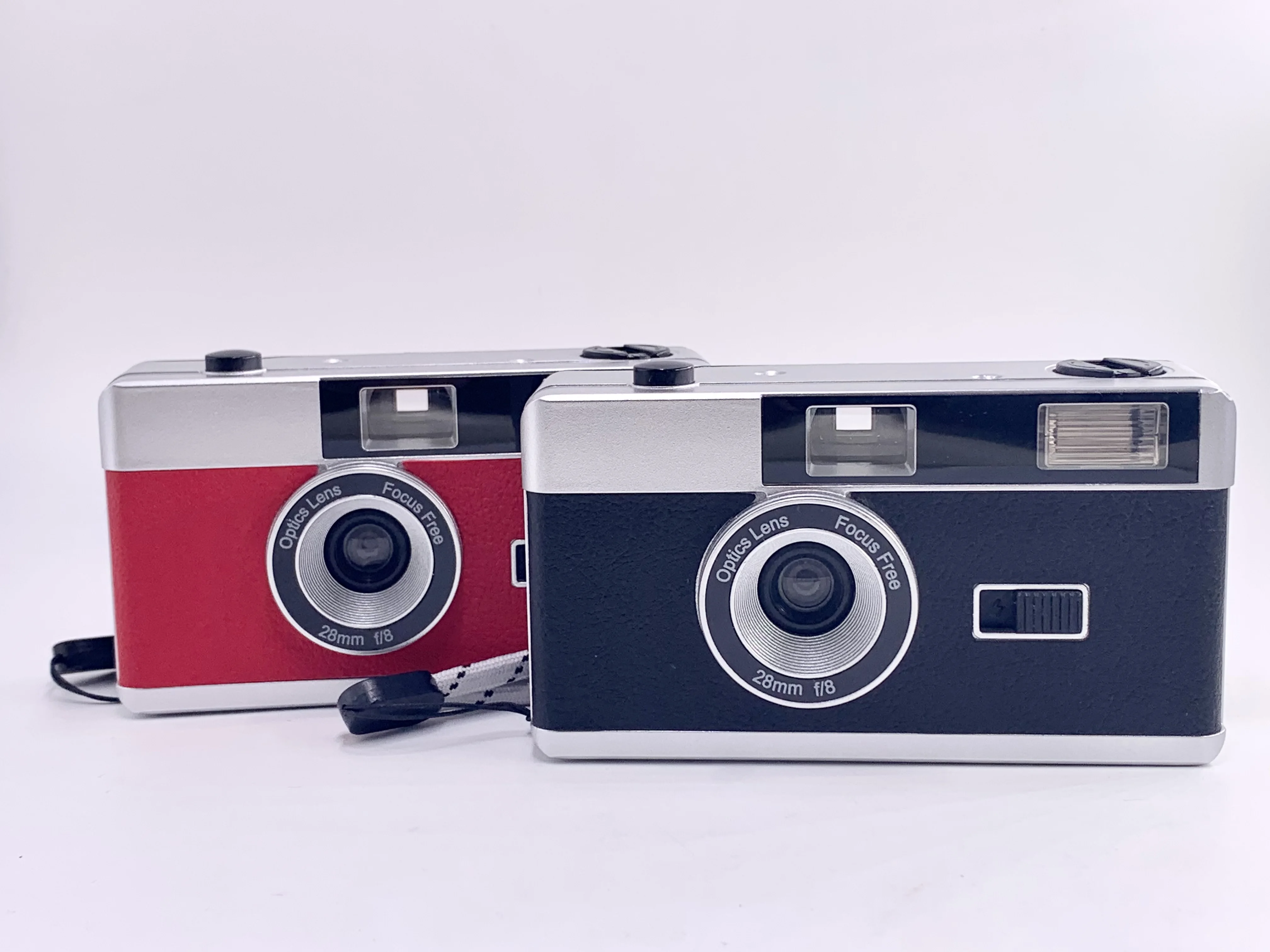 New Design of Retro 35mm Reusable Film Camera with Flash in Different Colors