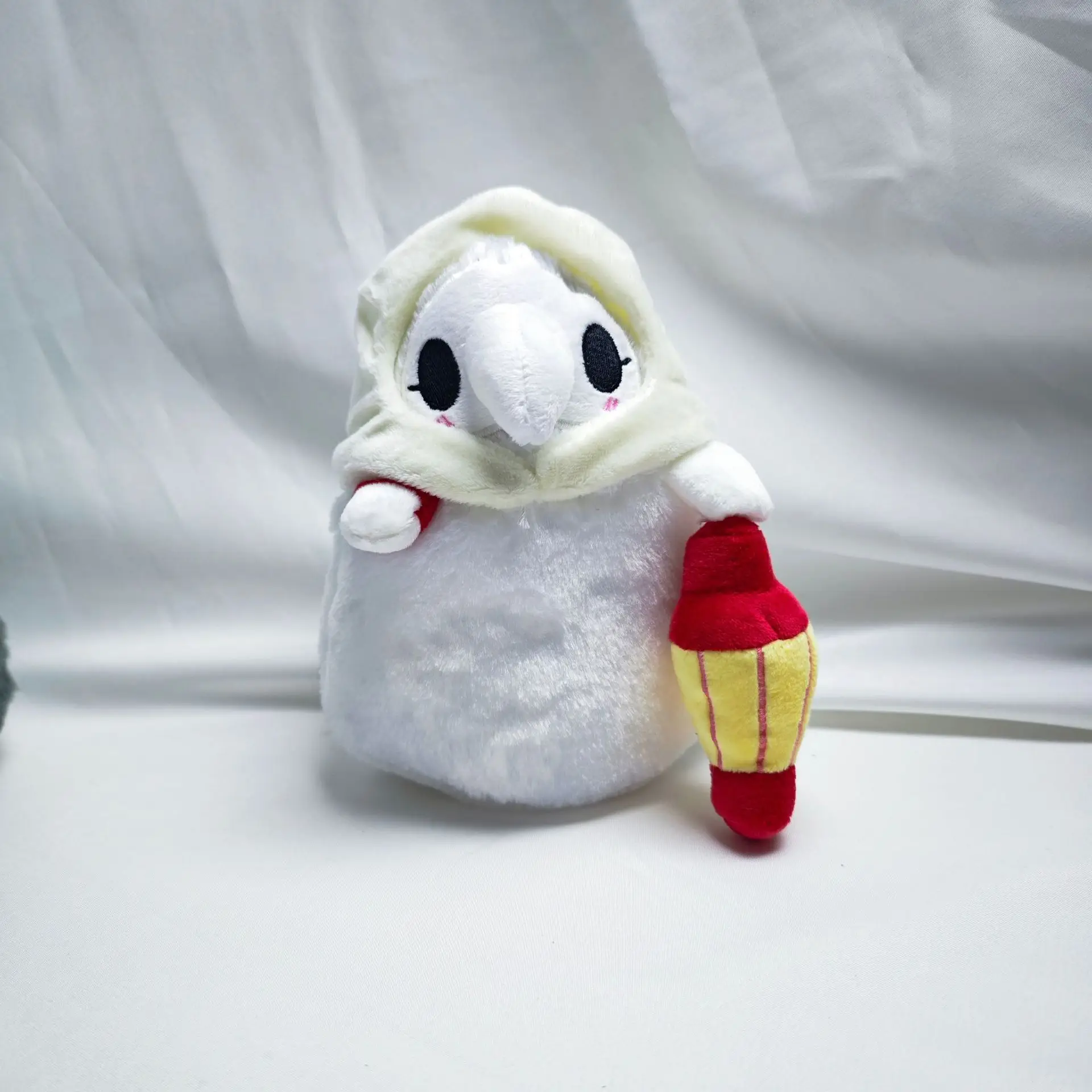 Spot Bird billed Doctor Plush Doll Crow Nurse Halloween Night Light Doll Absorption Doll