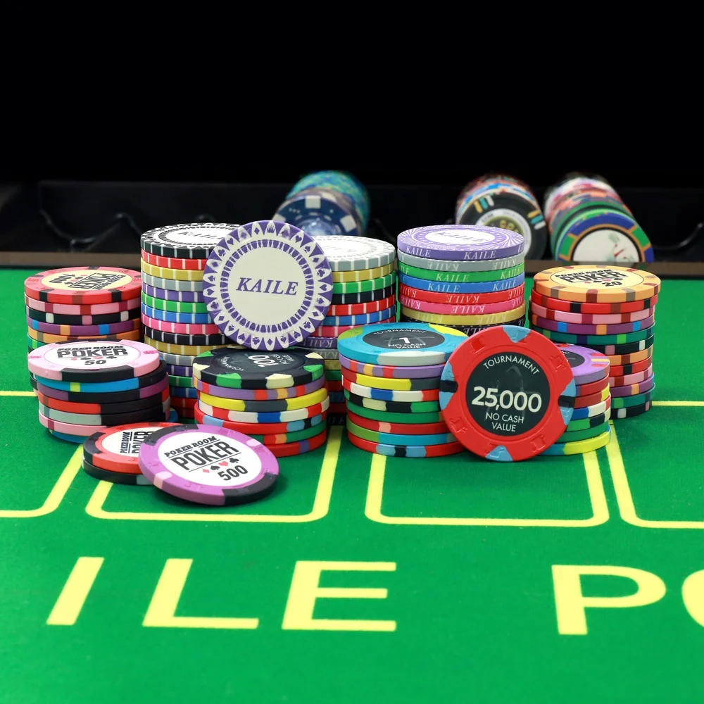 Wholesale 39mm ceramic poker chips manufacturing 10g top hat and cane mold design custom logo design accepted for casino game