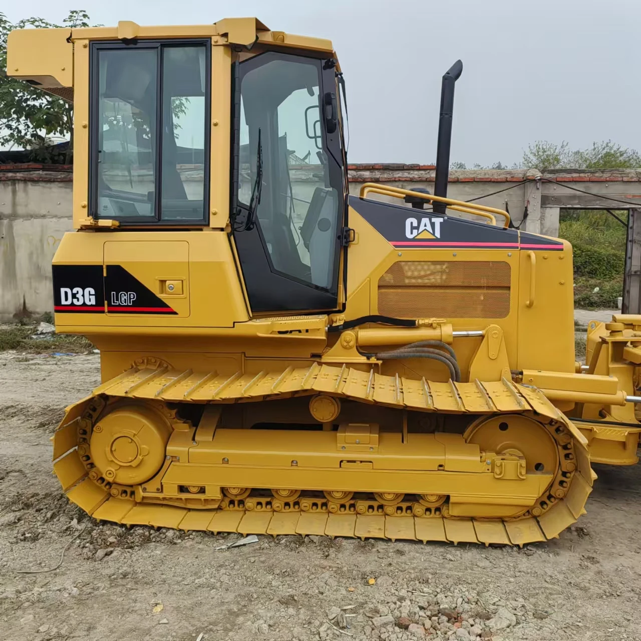Excellent Quality Japan Used Caterpillar D3c Bulldozer/Secondhand Cat D3g/D4c/D4h Dozer for Hot Sale