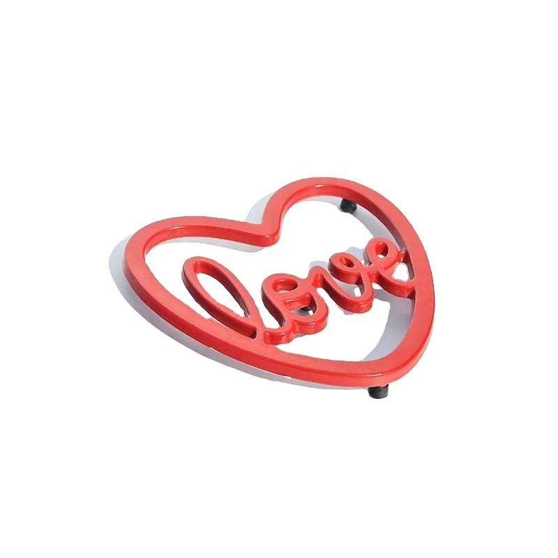 Trivet For Cast Iron Tea Pot Or Plate Hot Sale Pan Dutch Oven Trivet Love Heart Shaped Enamel Powder Coating Surface