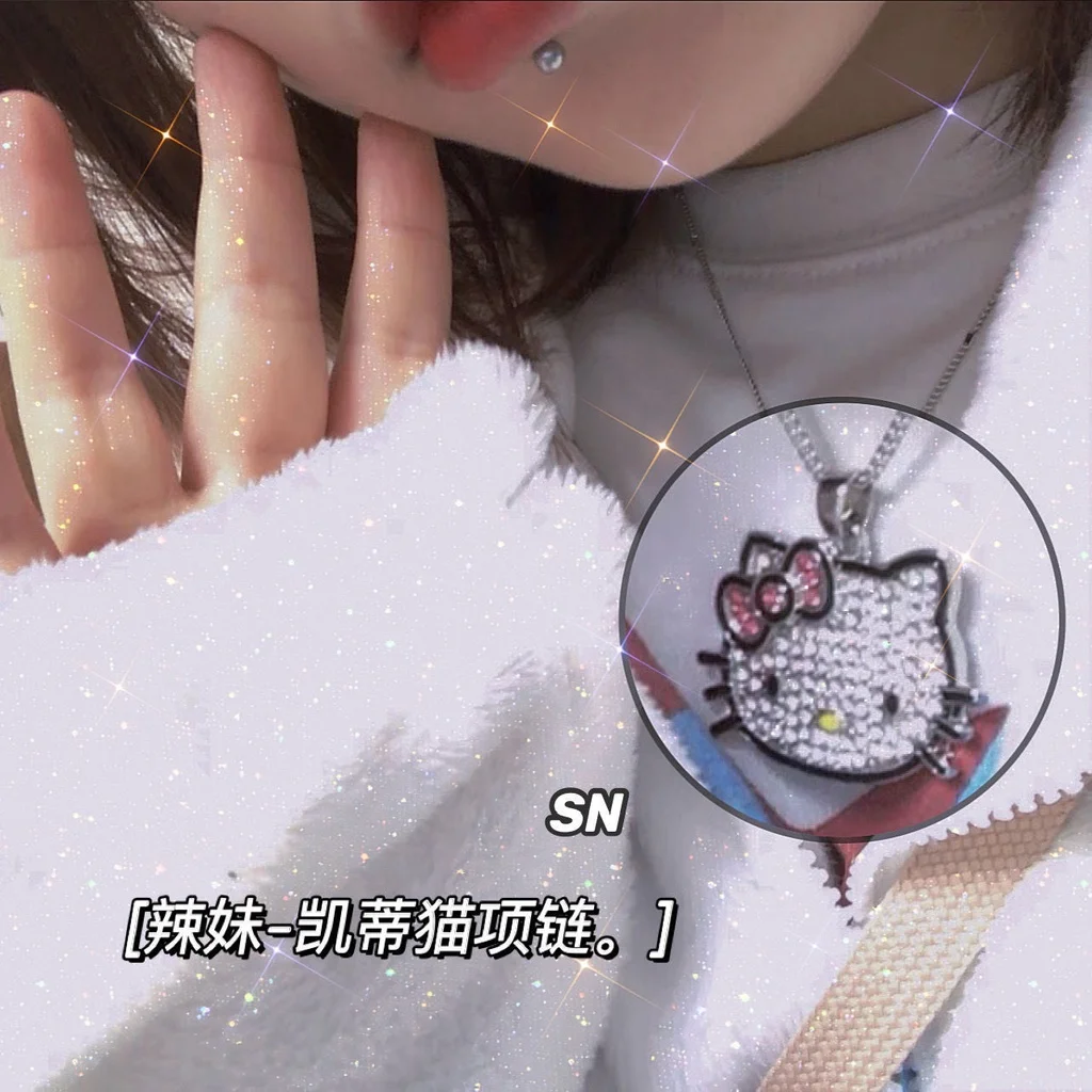 New Shiny Sanrio Hello Kitty Pendant Necklace for Women Exquisite Clavicle Chain Full of Diamonds Necklaces Jewelry Gift