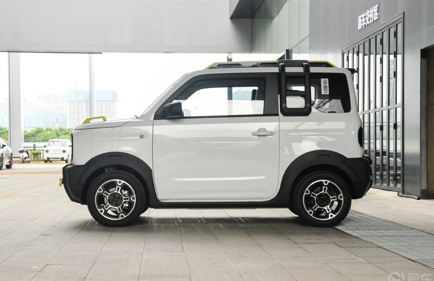 Geely Panda автомобили мини 120 км дальность действия 2024 Mini Ev электромобиль левый/правый Привод