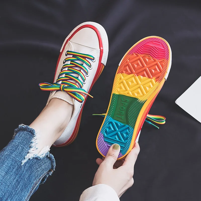 Wholesale white sneakers women color sole cheap canvas women white shoes