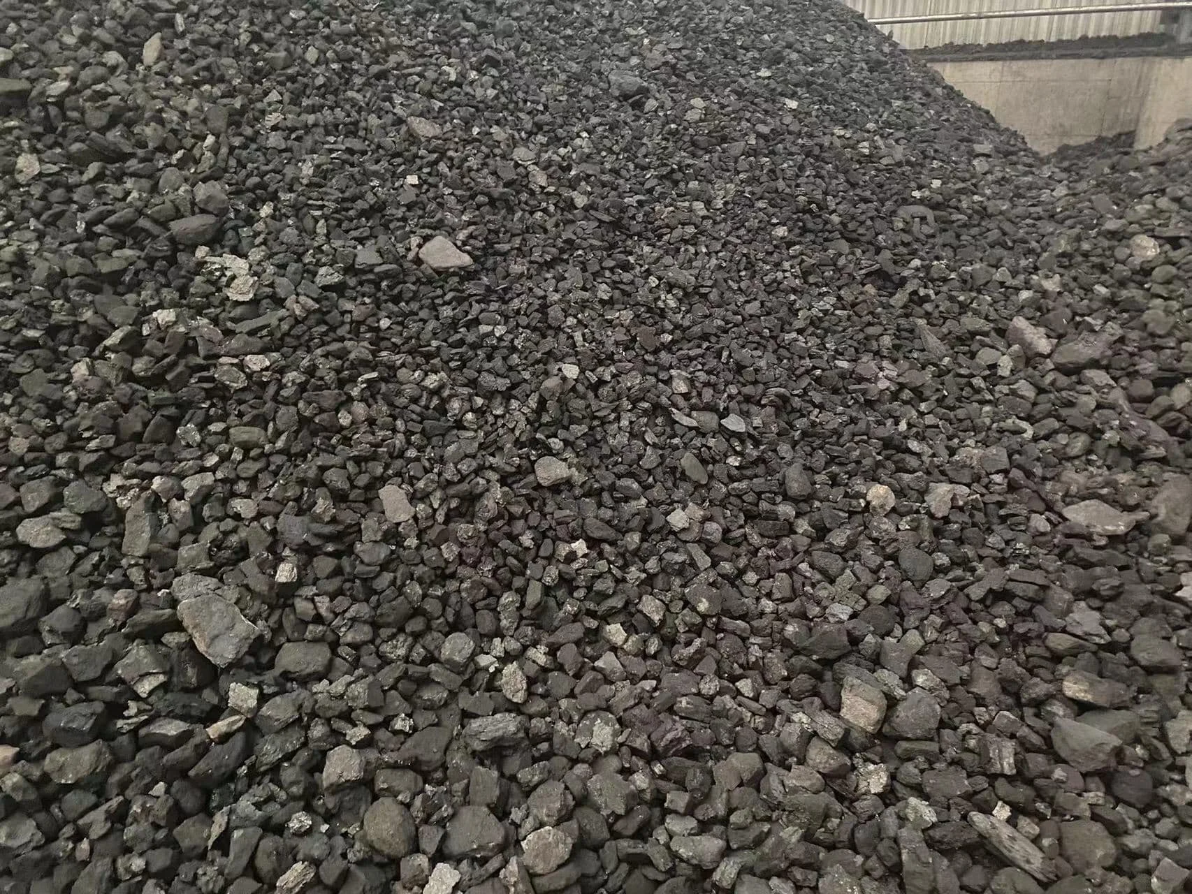 Best Grade 1-5mm Calcined Petroleum Coke/Metallurgical Coke/Graphitized Petroleum Coke Carbon Fuel Block Cheap Petcoke CPC GPC