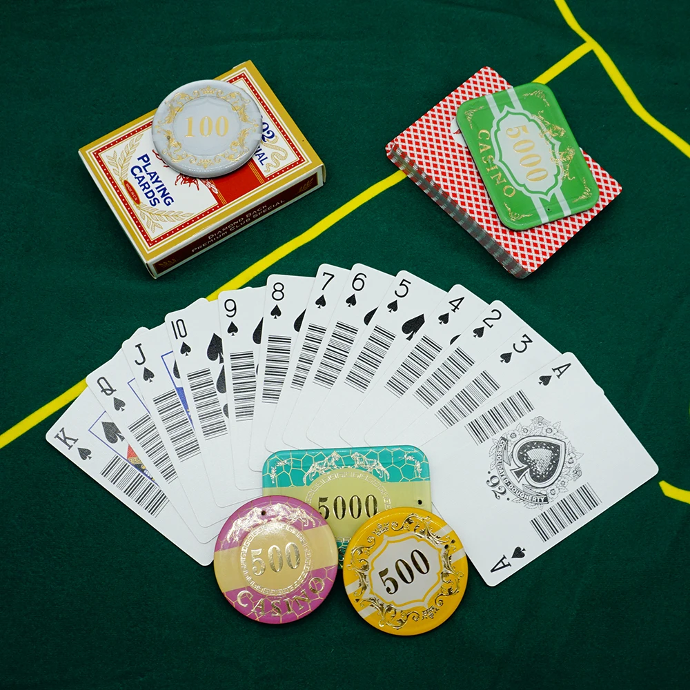 Custom jumbo playing cards blank black core linen finishing barcode casino playing cards