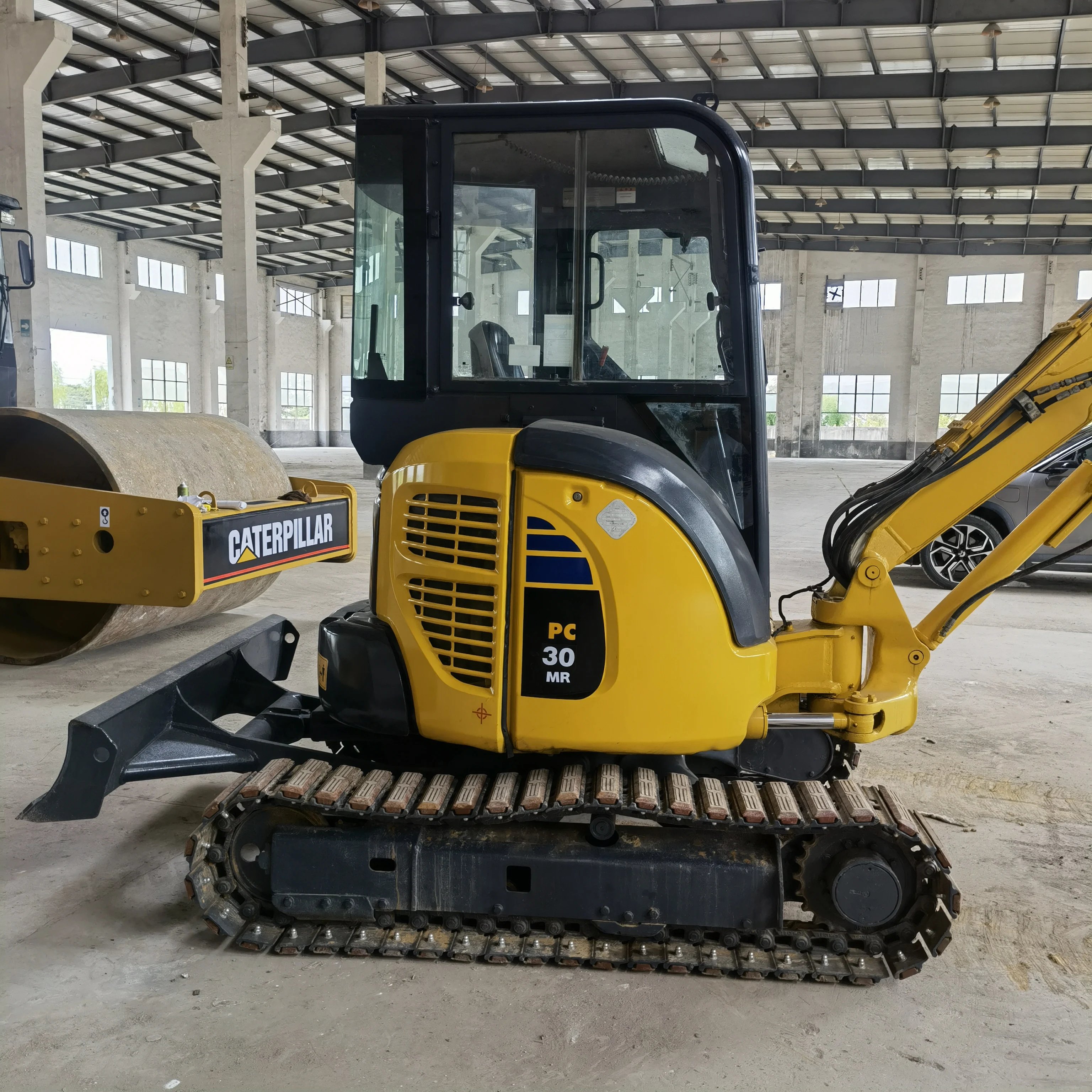 Мини-экскаваторы б/у 3 т Komatsu PC30 инженерная японская строительная техника Малый землеройный экскаватор хорошо продается в Саудовской Аравии