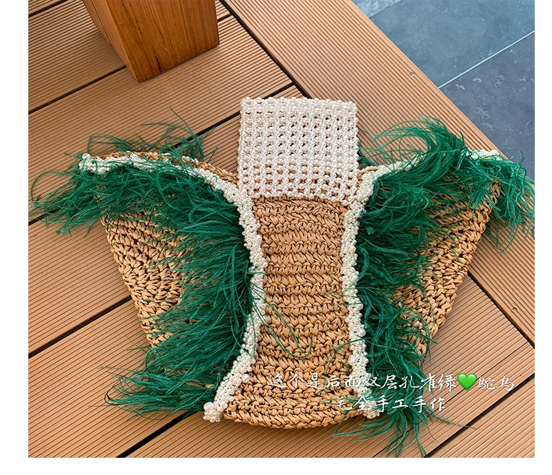 
2020 new vacation style full handmade pink ostrich feather pearl beads clutch bag natural grass weaving bag straw tote bag 