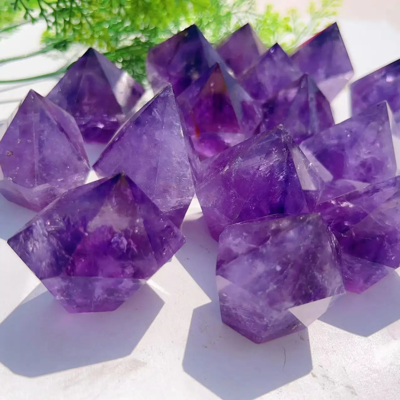 Natural Crystal Amethyst Point Crystal Quartz Tower Solar Powered/meditation/healing stones