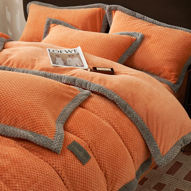 Hot Sale Princess Luxury Embroidery Thicken New Bedding Set 4-Piece New Printed Bed Sheet Set Pillow Queen Comforter