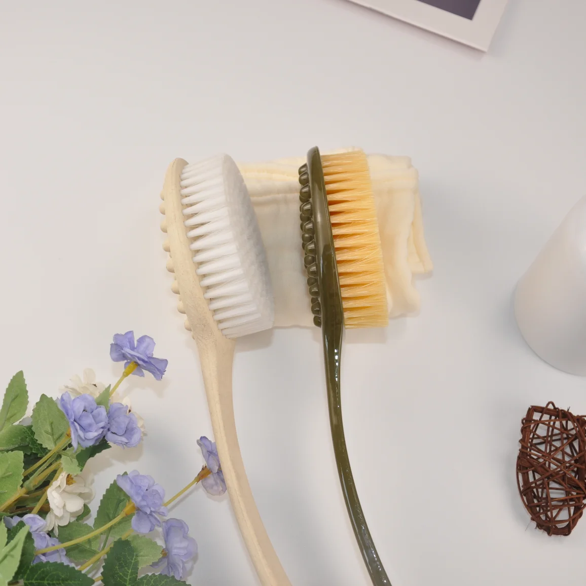 double side bath brush with plastic long Handle  back body scrubber Bath Body Cleaning plastic bath brush