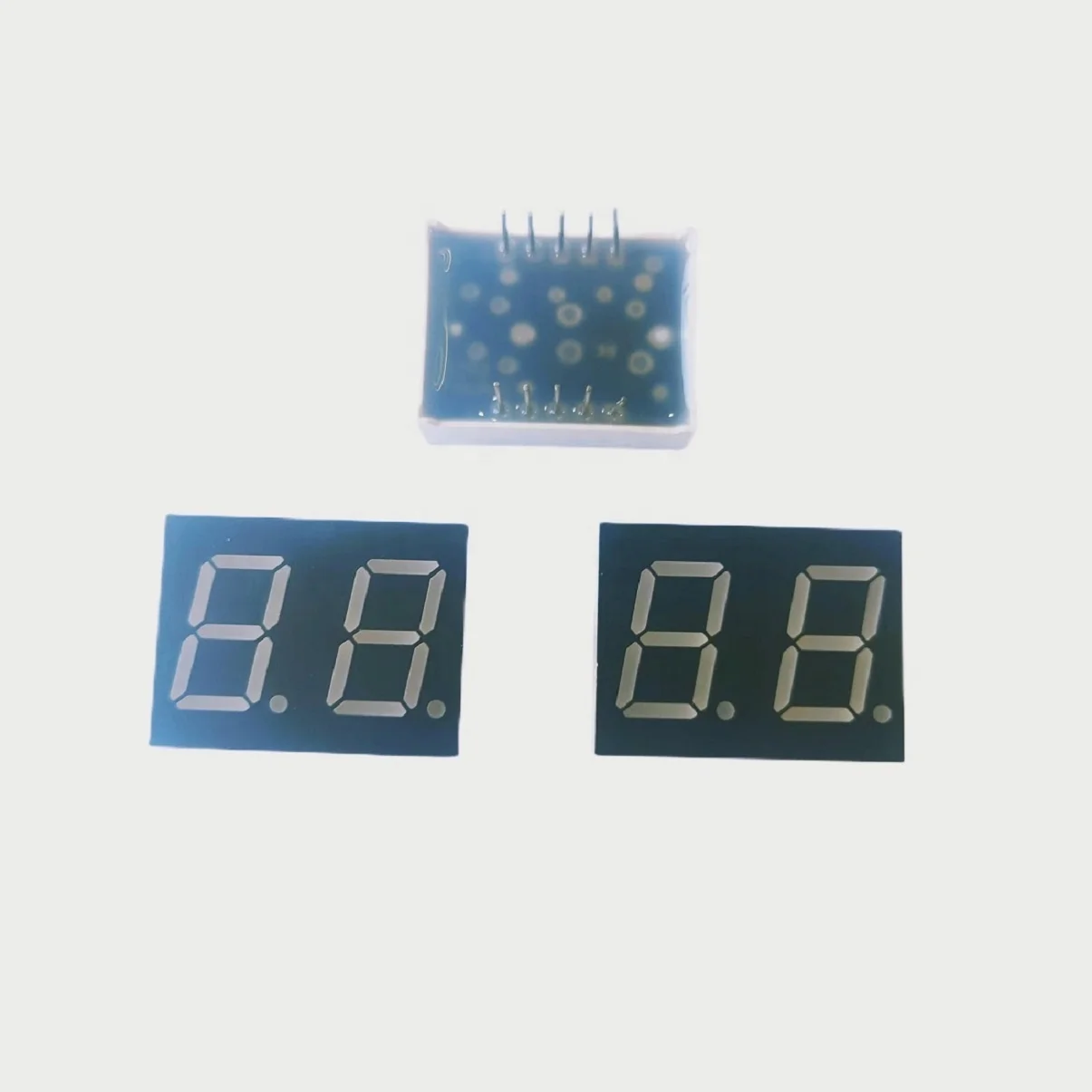 Manufacturer custom 2 digit 7 segment 0.52 inch white digital number led display board