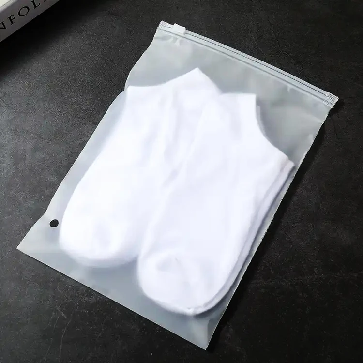 Packaging Zipper Slider T-shirt Garment Bag Matte Reusable Translucent Plastic Ziplock Bags For Clothes