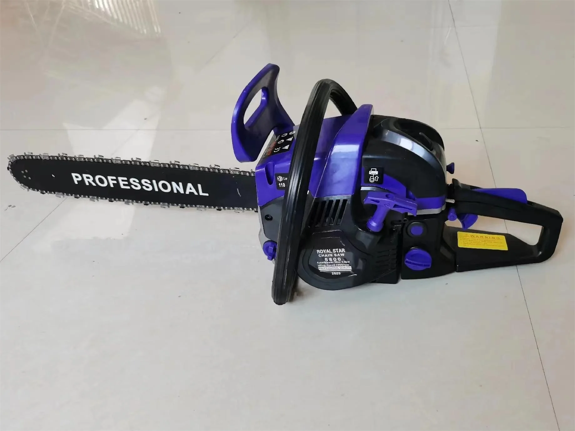 Factory sales CE Certificated Wood Saw Machine With 2stroke 52cc Cordless Petrol Chainsaw Gasoline Chain Saw for Wood Cutting