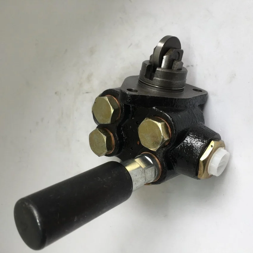 Hot Selling Original Factory Oil Pump Assembly 614080719 for SINOTRUK HOWO Truck Spare Parts