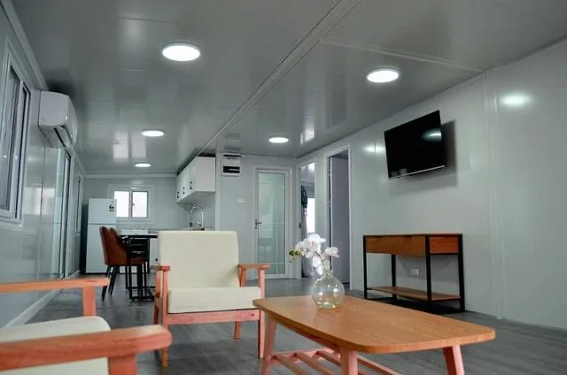 Double wing folding room can free expansion container house Widely Used Mobile Home camping Container House