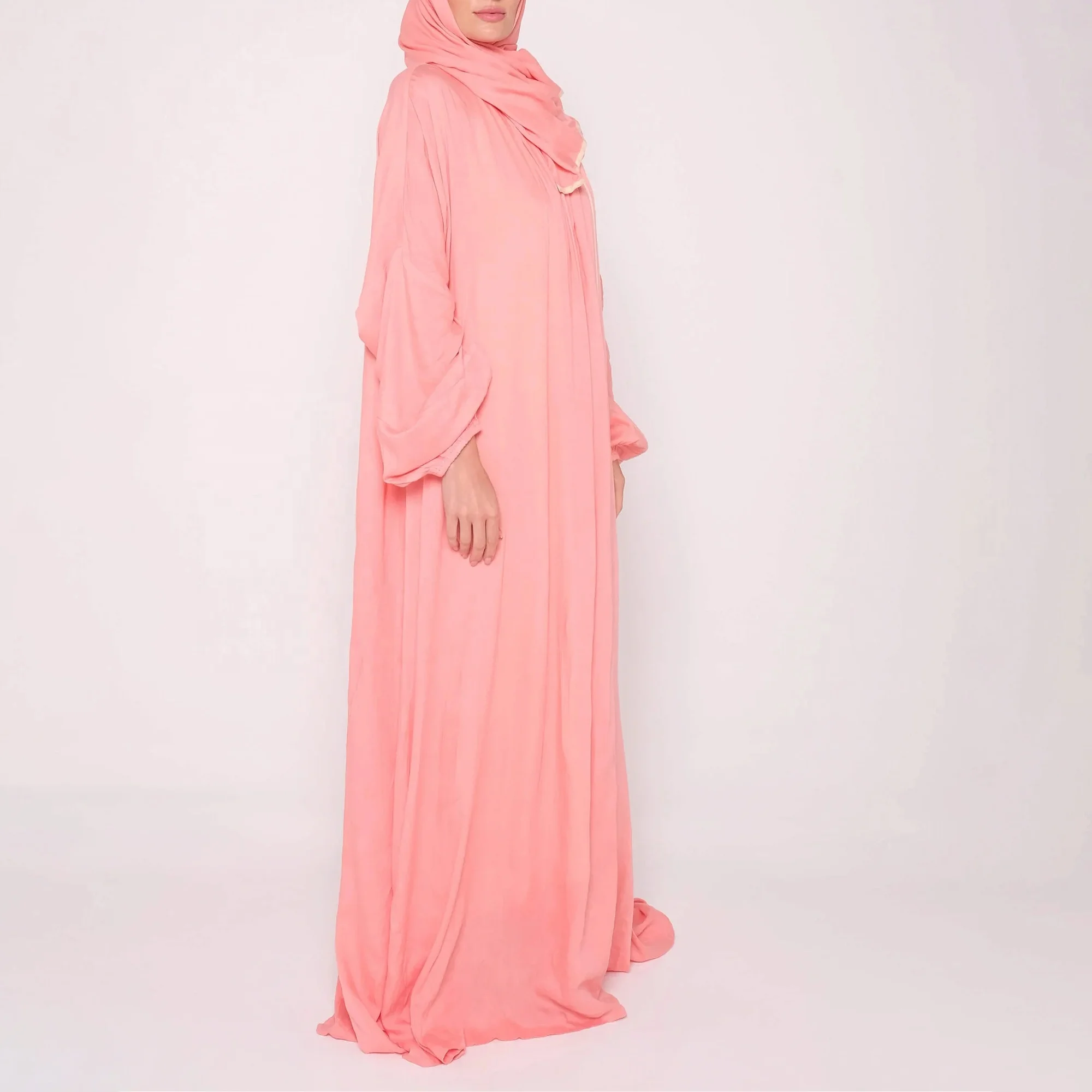 Oti Textile Customized Design Long Abaya Muslim Dress Women Kaftan Dubai Elegant Medium Size Women Kaftan Prayer Dresses