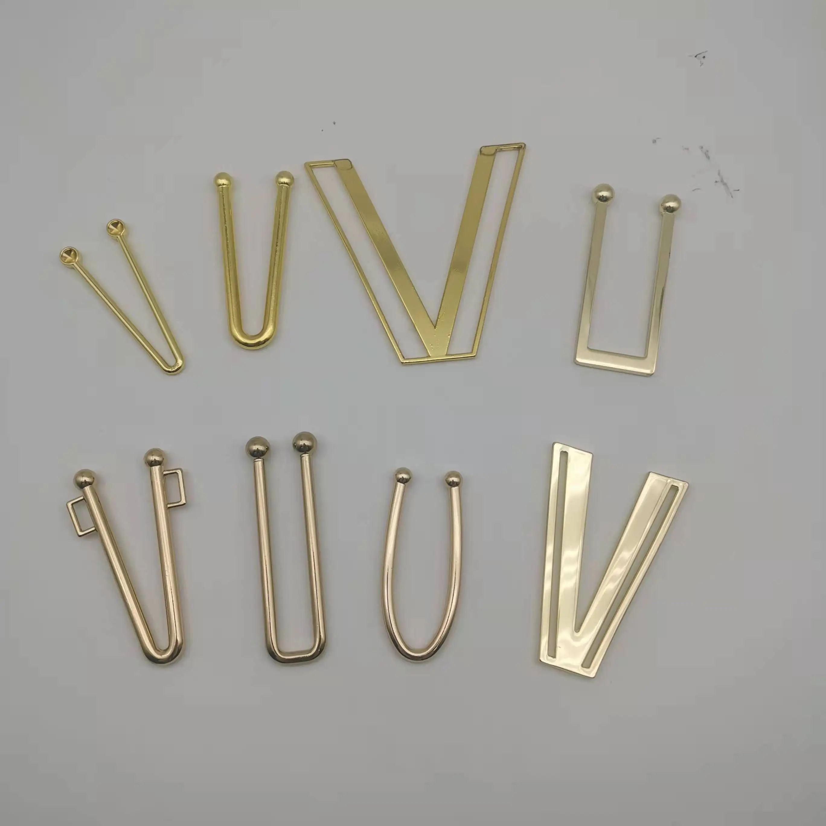 Wholesale accessories many Gold metal V Shape trim for Swimwear Clasp