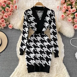Dresses For Women 2021 Elegant Vintage Houndstooth Knitted Dress Autumn Winter V Neck Long Sleeve Mini Bodycon Dress