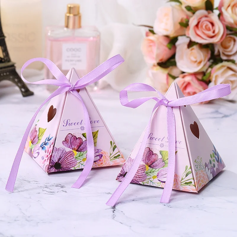 New Design DIY Triangle Pyramid Floral Flamingo Paper Birthday Wedding Gift Chocolate Candy Packaging Box with Bowknot