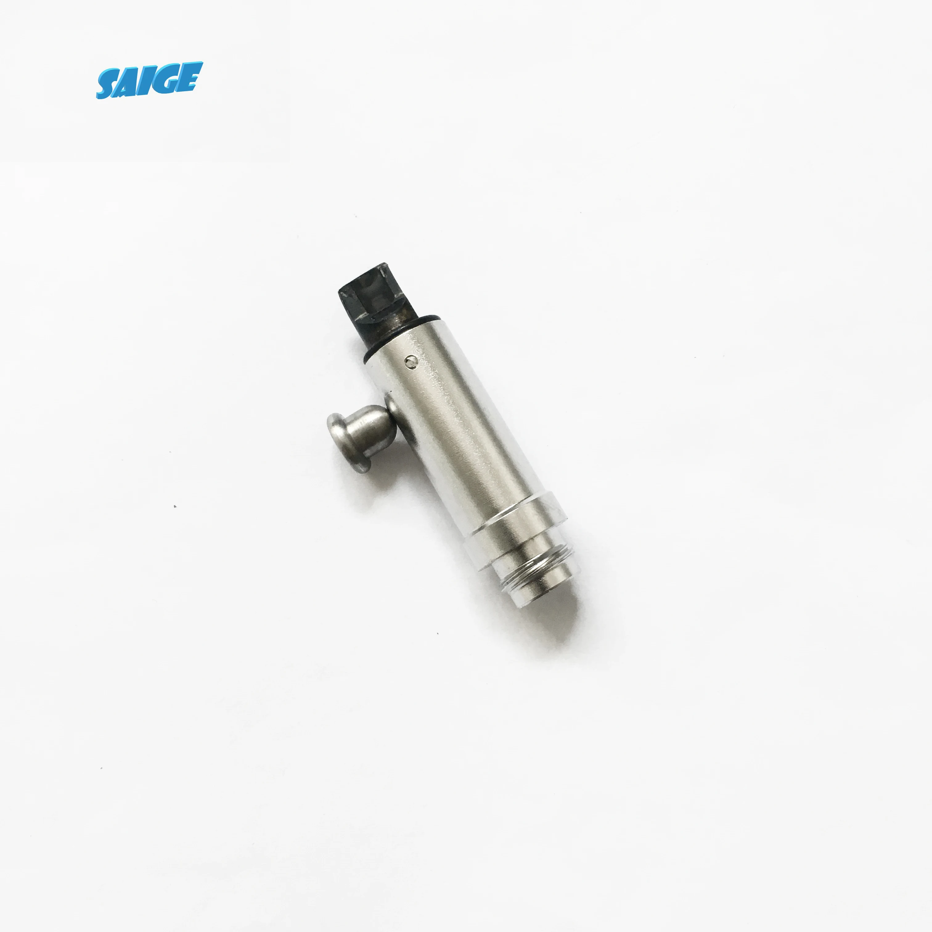 Pediatric bronchoscope Prismatic light deflector