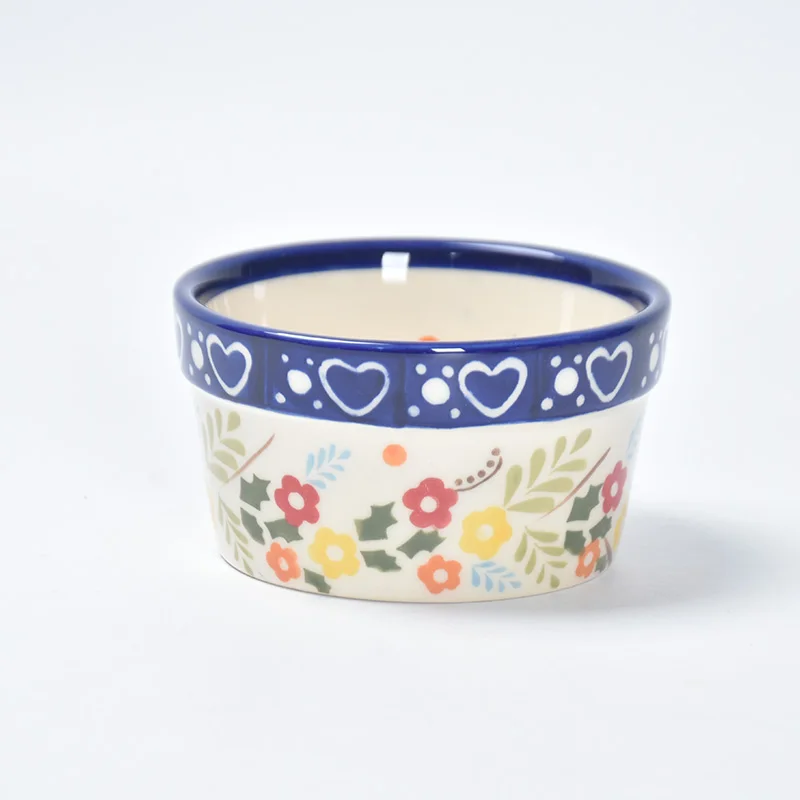 The bread cake pot can be customized with Polish color stamped ceramic bread mold