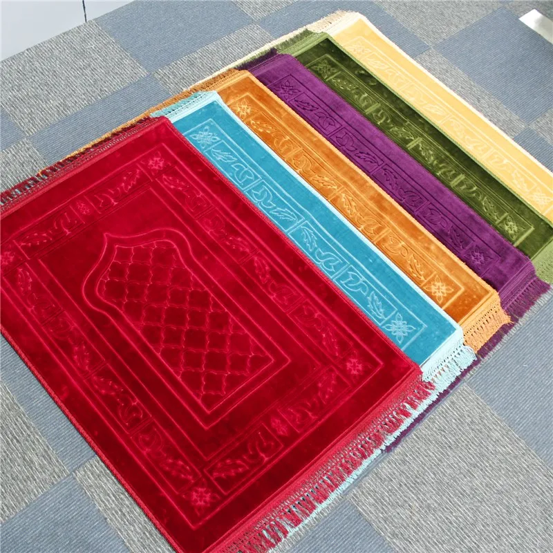 Fast delivery Mosque Velvet Foam Rug Mosque Carpet Praying Rug Muslim Praying Mat Velvet Prayer Rug For Wholesales