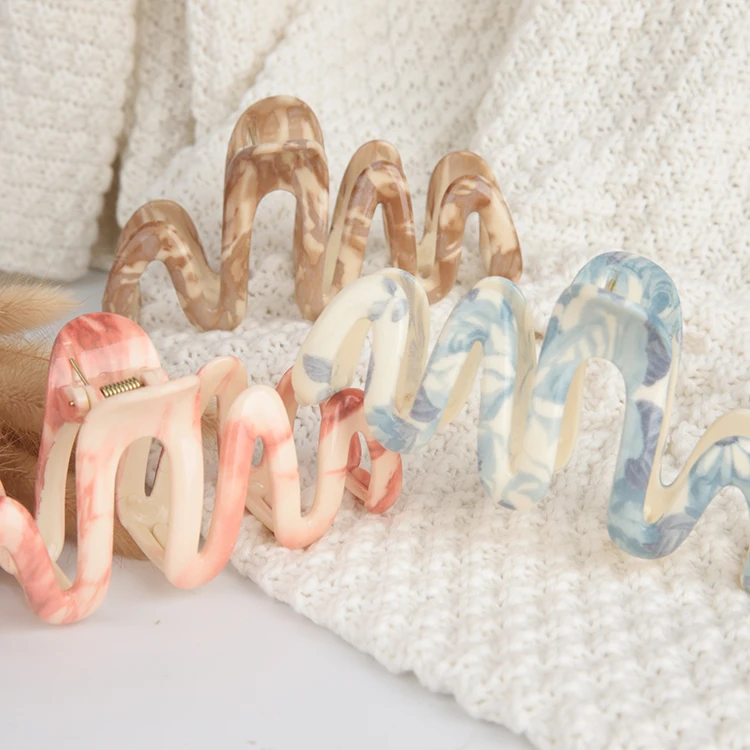 Extra Large Jumbo 13Cm Plastic Tie-Dyed Gradient Color Wave-Shaped Oversized Shark Clips Luxury Big Claw Clips