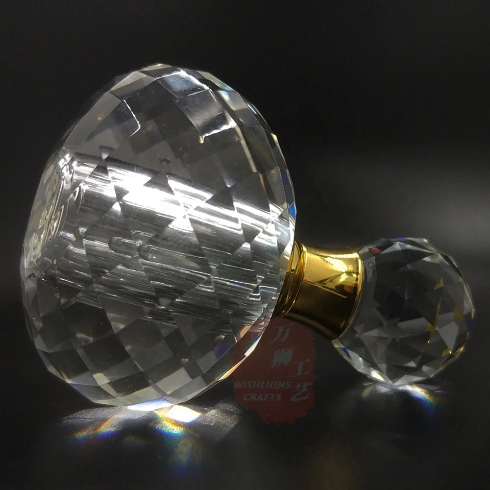 New Design K9 Crystal Bottle For Perfume Wholesale Dubai Bottle Glass Empty Perfume Bottle Crystal For Souvenir Gift PCB-03