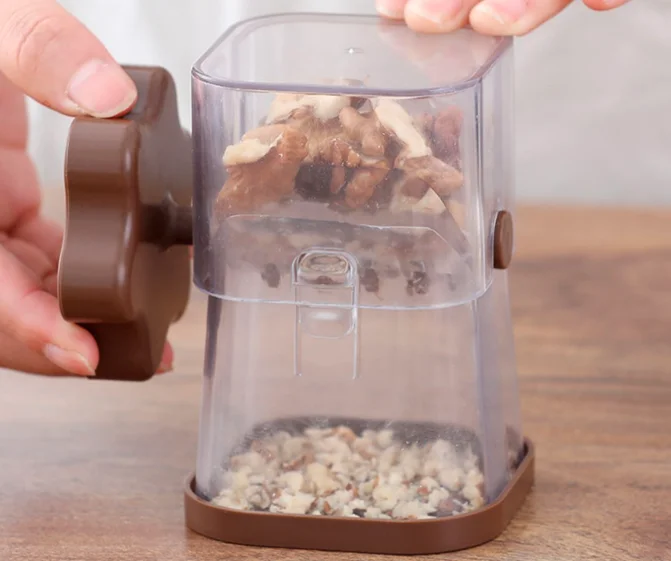 New Manual Grinder Rotating Nut and Chocolate Grinder Mini Plastic Food Crusher