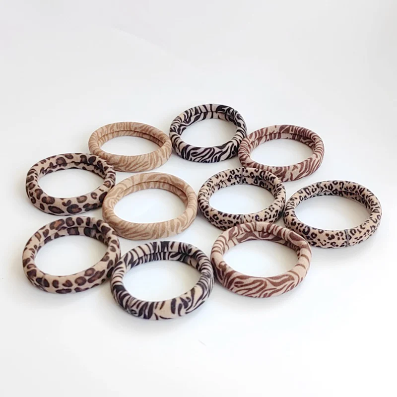 5cm Leopard Print Knitted Elastic Hair Bands for Women and Girls Stylish Stripes Hair Scrunchies and Ponytail Hair Tie Accessory