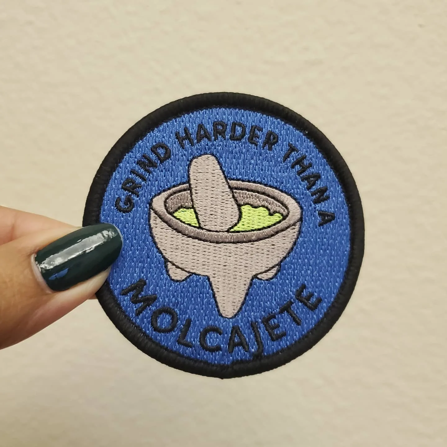 Professional Manufacturer Embroidered Patch for Garment Accessories Badges Embroidery Patches