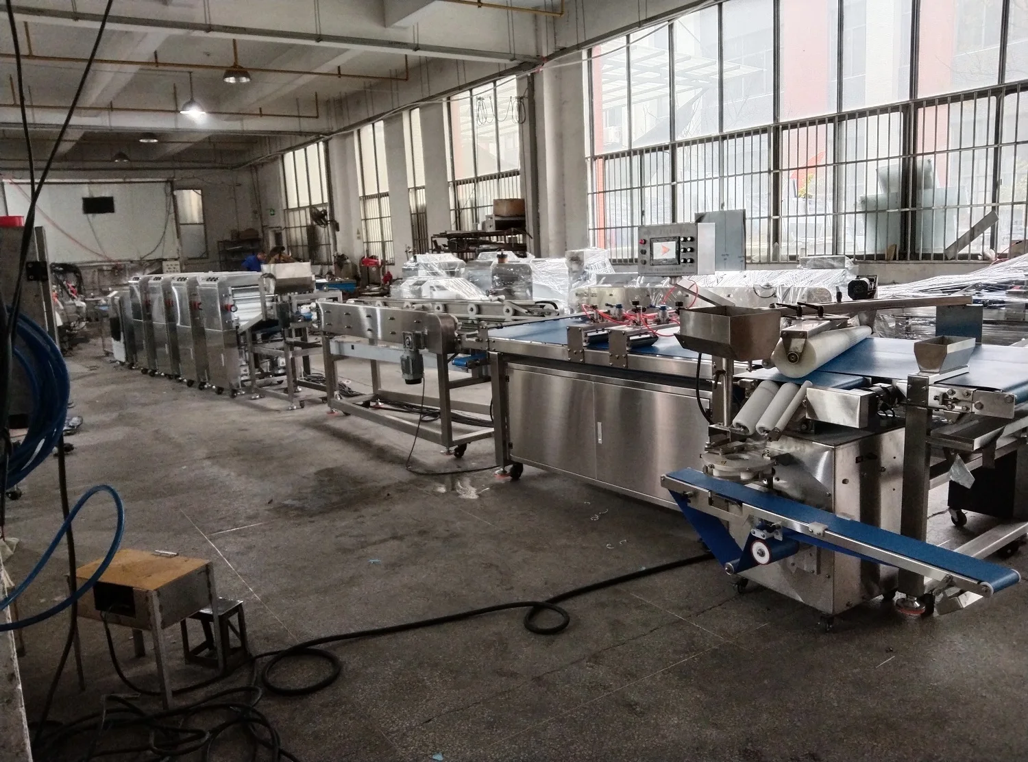 Automatic Crispy Multi Layered Bread Making Machine Paratha Line 3000-6000 PCS Per Hour