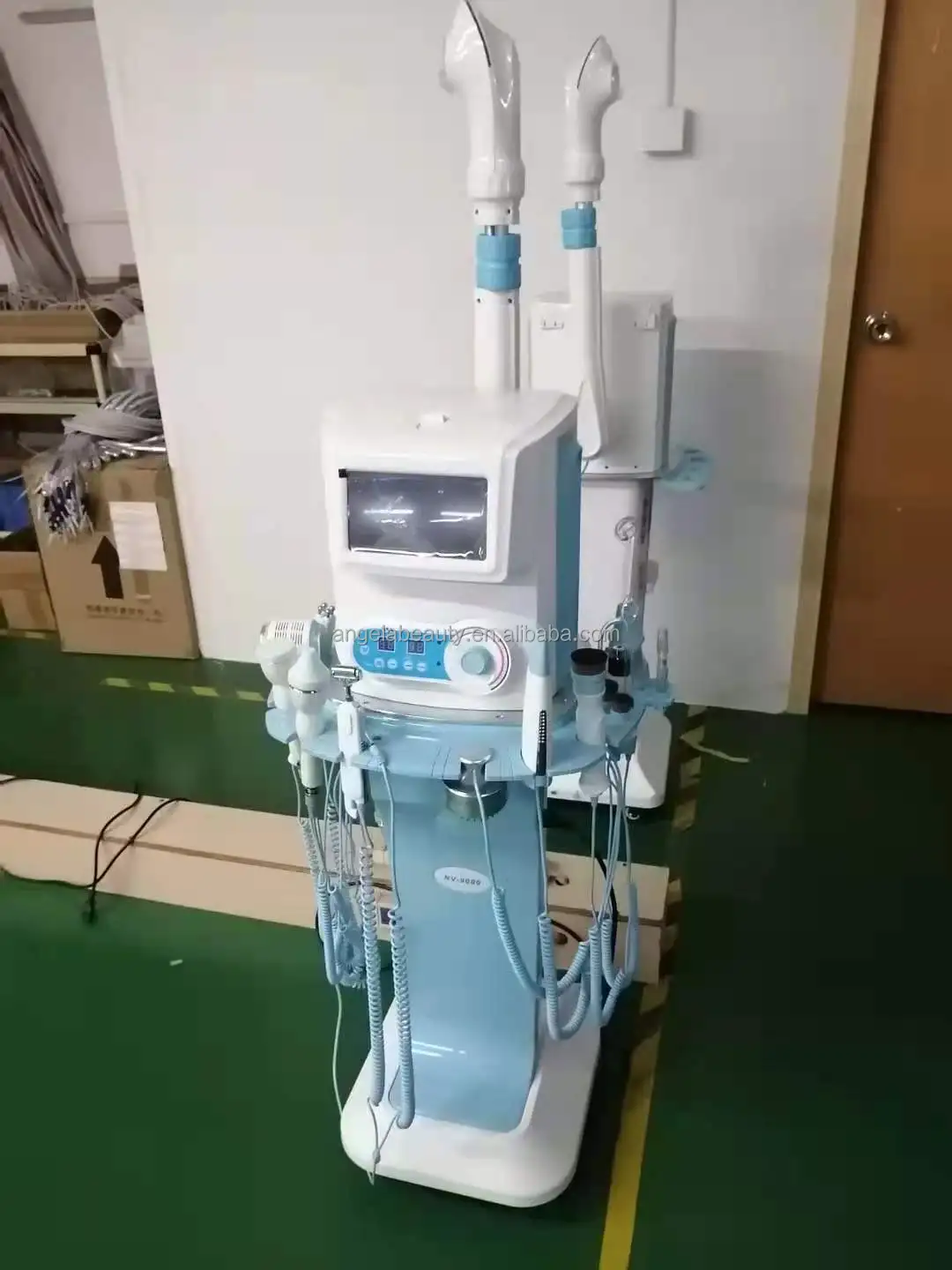 NV-9000 Hottest cosmetic machine face beauty equipment facial person cared korea beauty machine 11 in 1