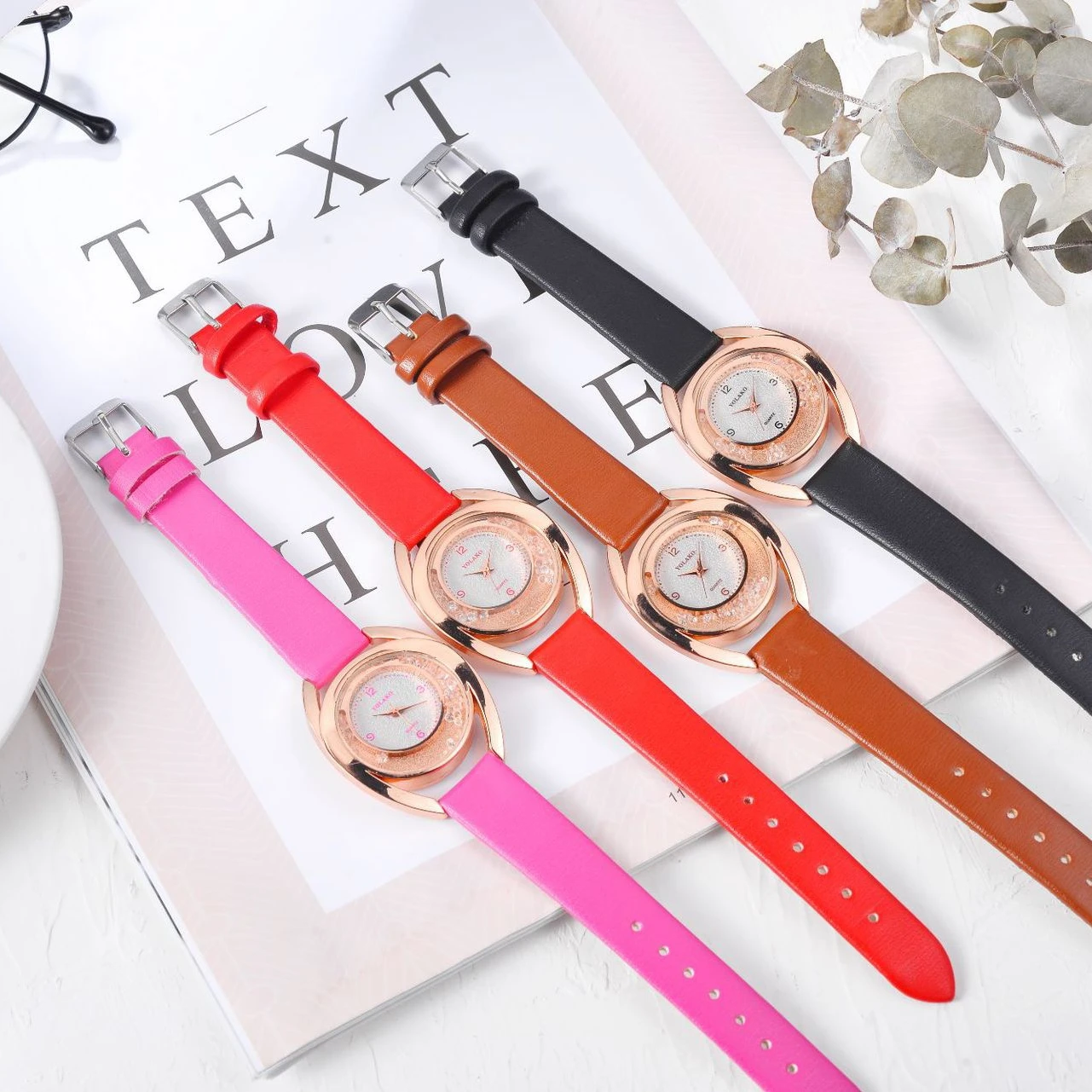 
Luxury Brand Women Starry Sky Dial Casual Watch Fashion Simple Style Leather Quartz Ladies Wristwatch For Gift 