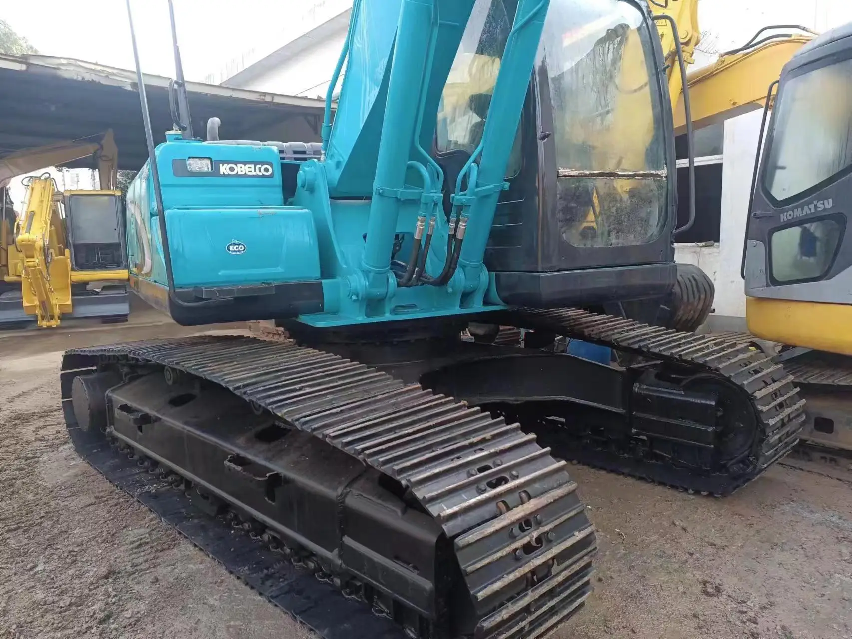 Беспошлинный 20-тонный Мини-Экскаватор Kobelco SK200 подержанное тяжелое оборудование дешевая цена распродажа для подержанной строительной техники